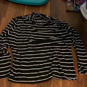 black and white crop top